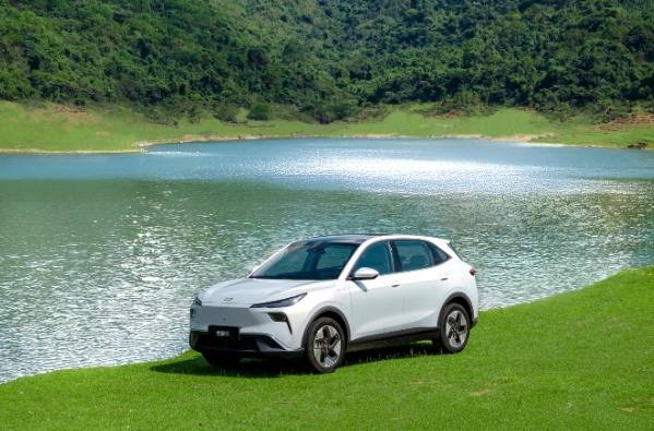 悅意03:7萬級大大大純電SUV,暑期出行新選擇