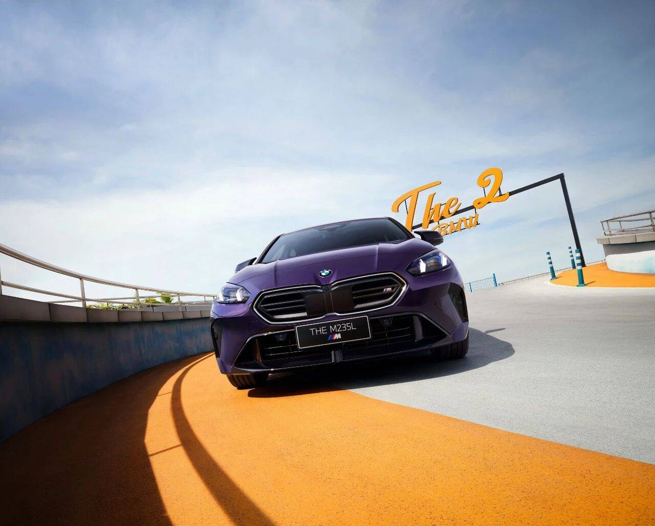 誰說傳統(tǒng)豪華不行了?寶馬不僅M家族狂增,還靠“本土化”把轉(zhuǎn)型玩明白了!