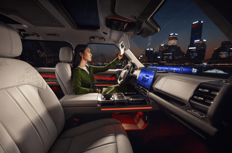 上市32.99萬元起,縱橫G700做到了“豪華越野平權”?