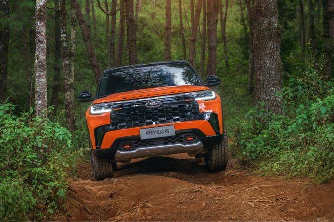 福特探險者昆侖巔峰版震撼上市,硬核實力再進(jìn)階