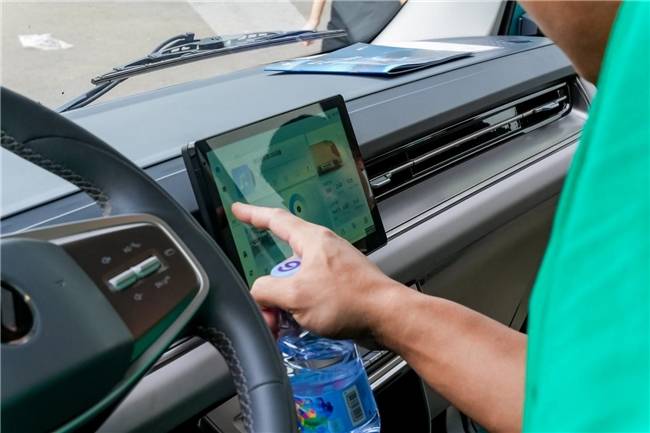 高端進化 智慧破界 全新啟明星平臺歐馬可純電輕卡亮相珠三角