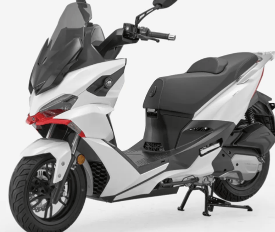 11月工信部新車盤點:硬核ADV、青春版賽800等四款車型亮相